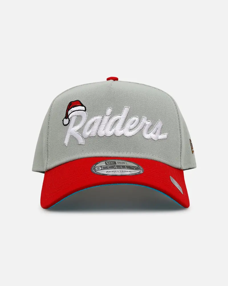 New Era Las Vegas Raiders 'All I Want For Christmas' 9Forty A-Frame Snapback Green/Red 1
