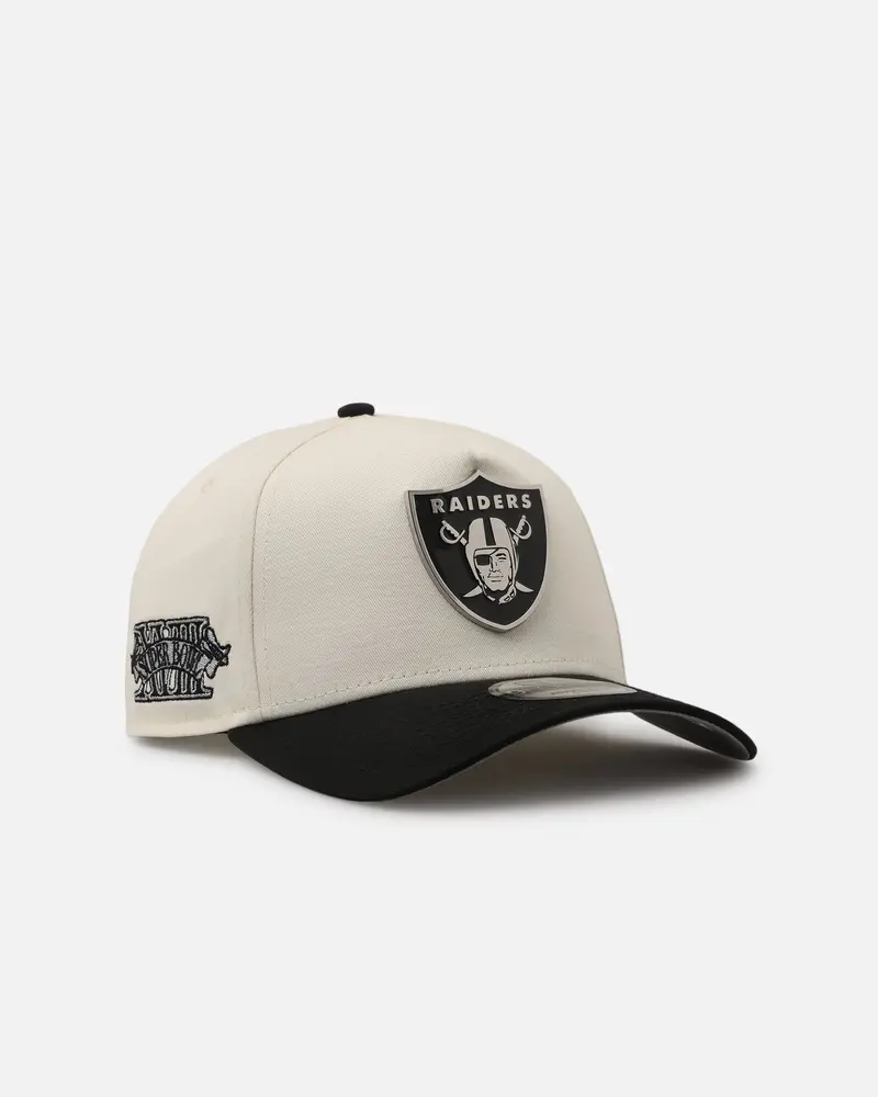 New Era Las Vegas Raiders 'Gold Medal Badge' 9Forty A-Frame Snapback White/Black/Green 1