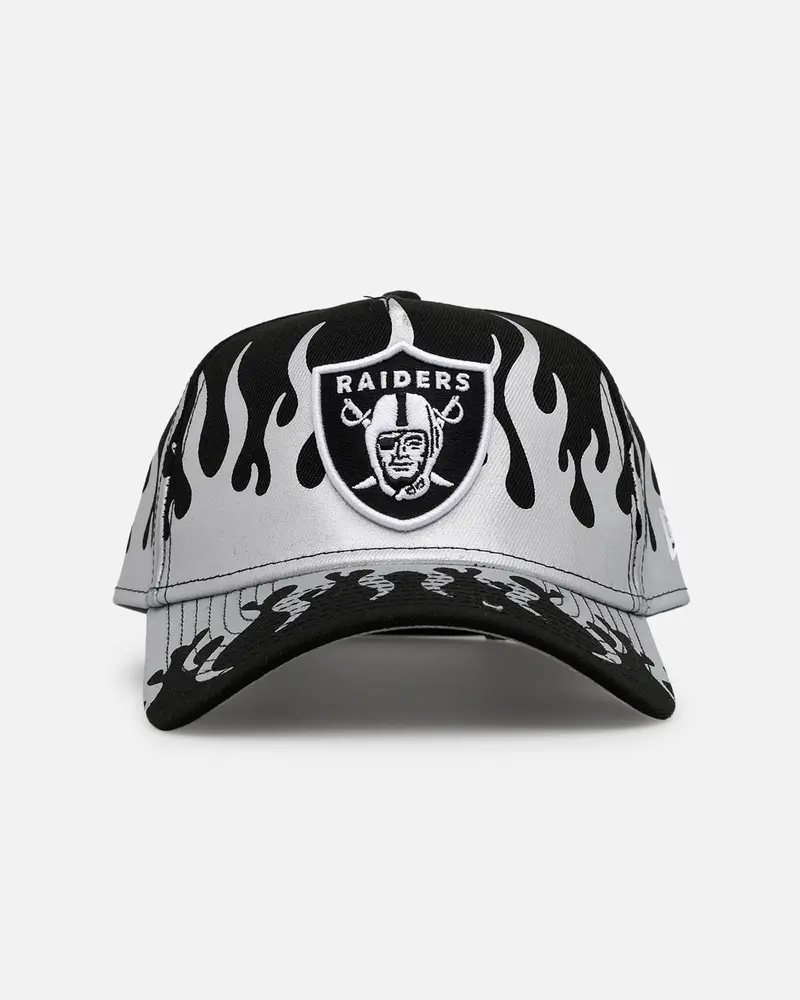 New Era Las Vegas Raiders 'Metallic Flames' 9Forty A-Frame Snapback Black/Silver 1