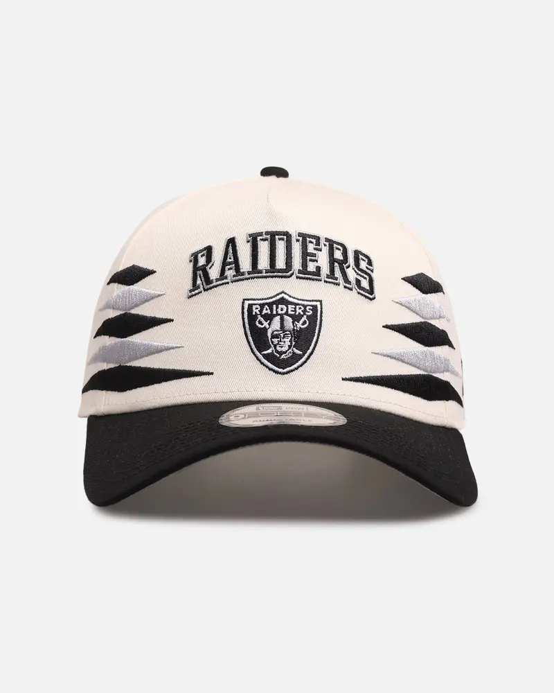 New Era Las Vegas Raiders 'Regency Crown' 9Forty A-Frame Snapback Chrome White/Black 1