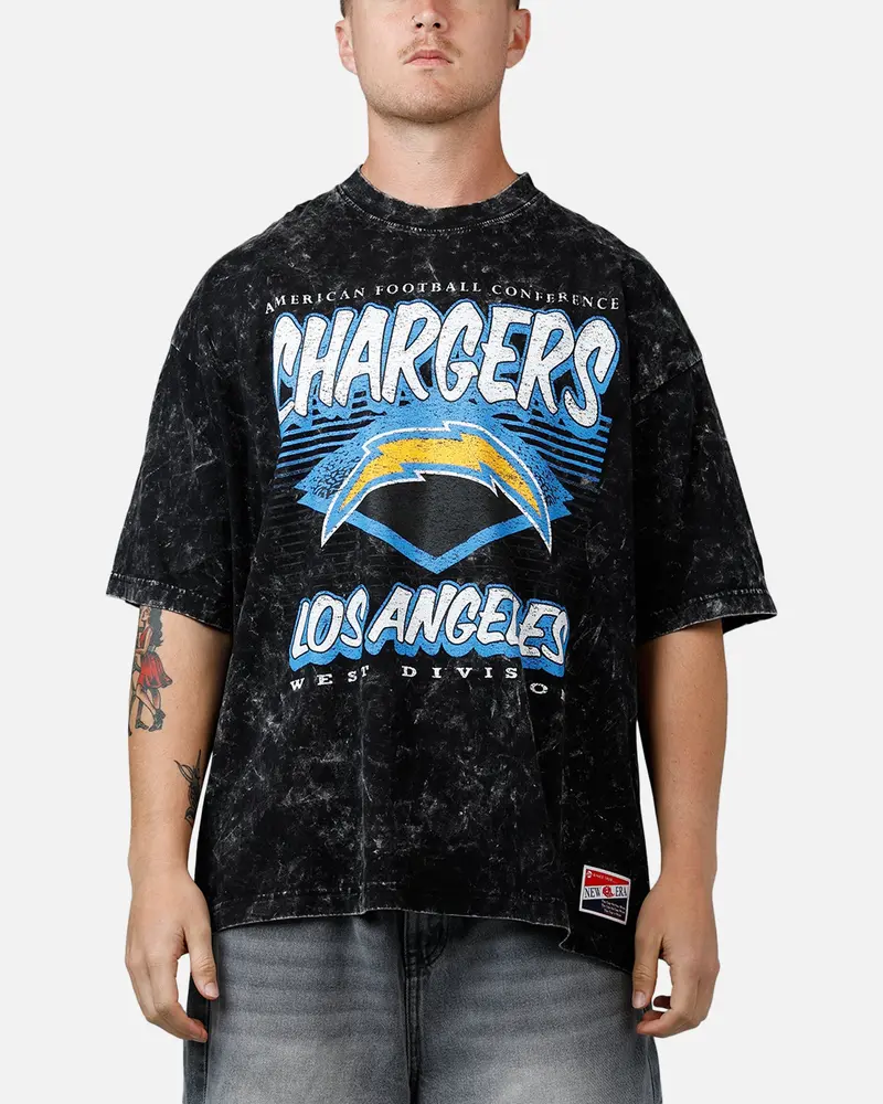 New Era Los Angeles Chargers Boxy Essentials T-Shirt Washed Black 1