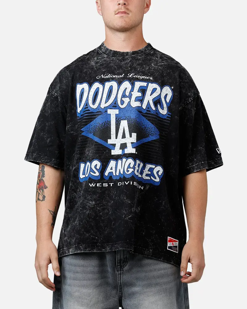 New Era Los Angeles Dodgers Boxy Essentials T-Shirt Washed Black 1