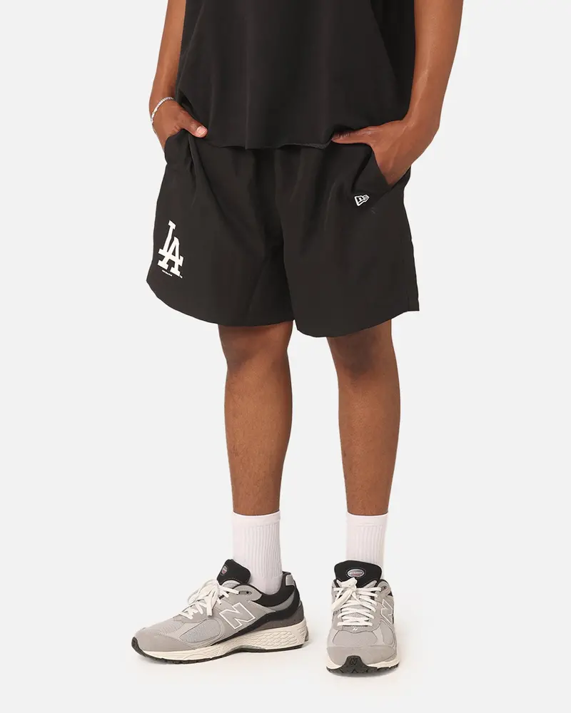 New Era Los Angeles Dodgers Woven Shorts Black 1