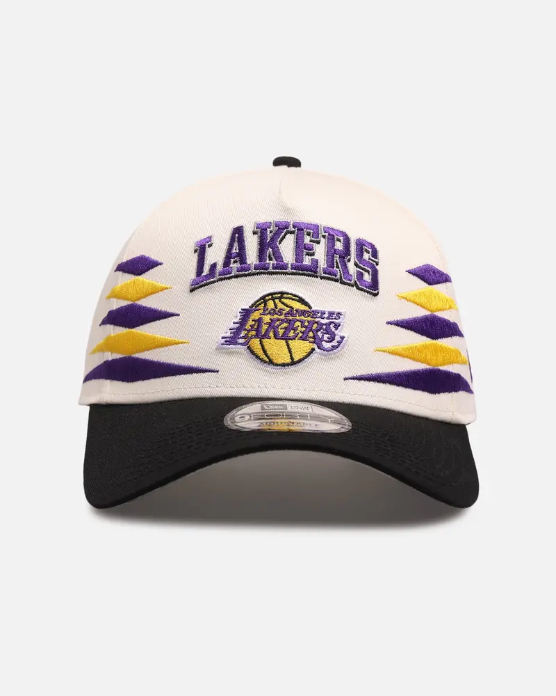 New Era Los Angeles Lakers 'Regency Crown' 9Forty A-Frame Snapback Chrome White/Black 1