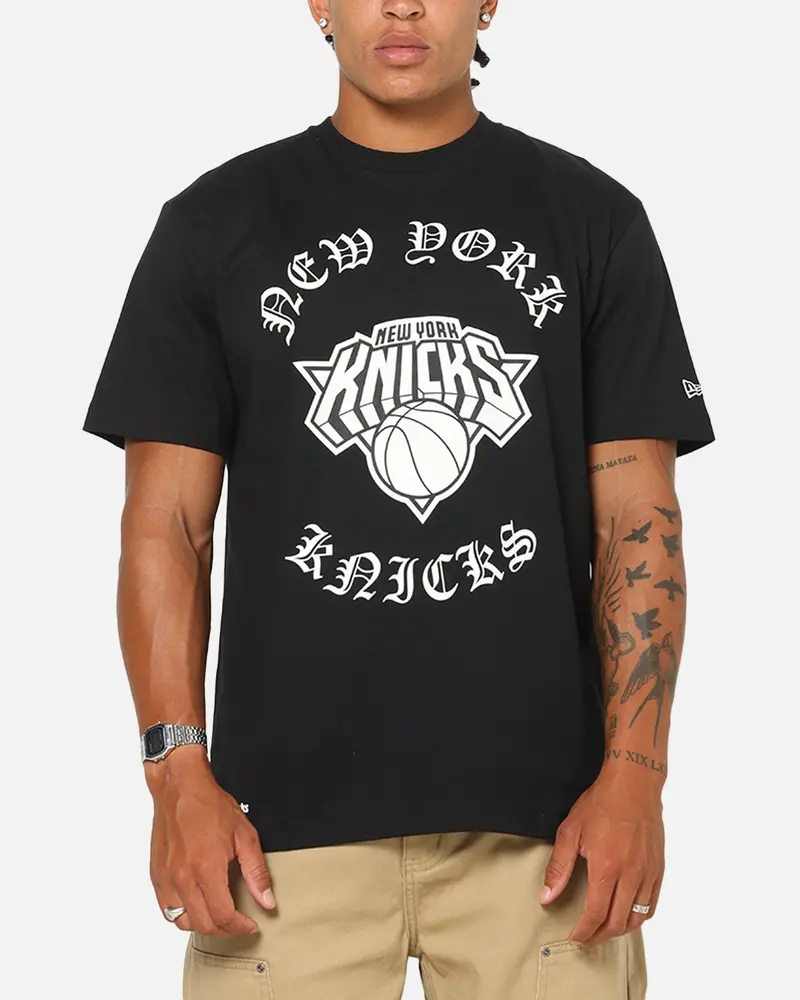 New Era New York Knicks Gothic Oversized T-Shirt Black 1