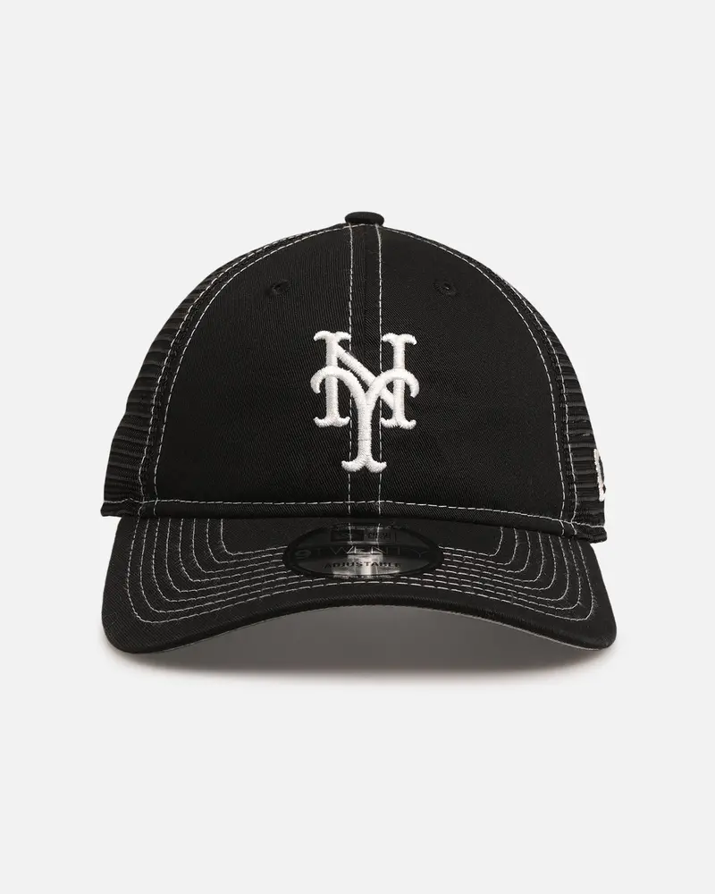 New Era New York Mets 'Contrast Chrome' 9Twenty Casual Trucker Strapback Black 1