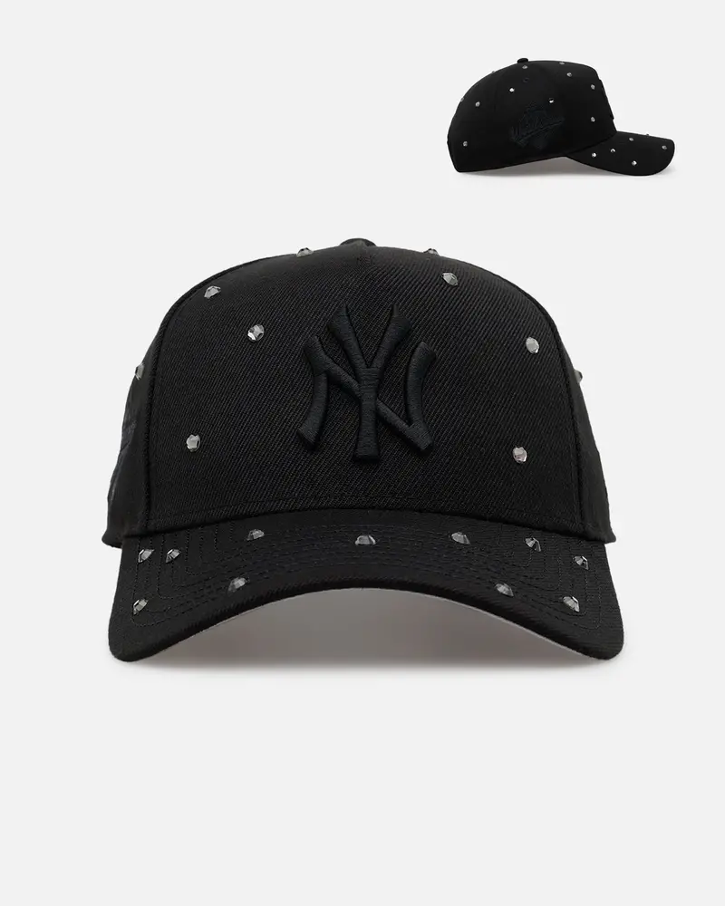 New Era New York Yankees 'All Black Embellishment' 9Forty A-Frame Snapback Black/Black 1