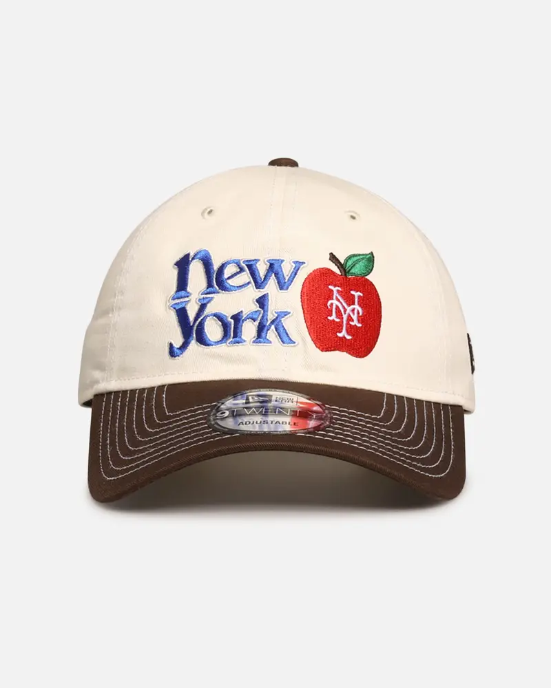 New Era New York Yankees ' Big Apple' 9Twenty Strapback White/Navy 1