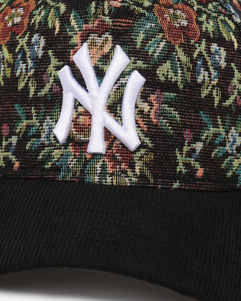 New Era New York Yankees 'Black Corduroy Floral Tapestry' 9Forty A-Frame Snapback Tapestry/Black 2