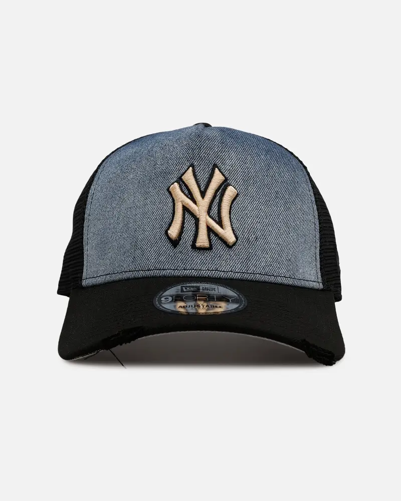 New Era New York Yankees 'Bleach' 9Forty A-Frame Trucker Snapback Denim 1