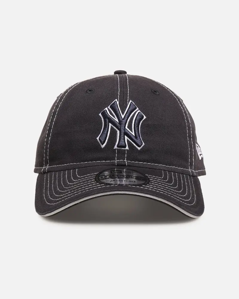 New Era New York Yankees 'Contrast Stitch' 9Twenty Strapback Official Team Colour 1