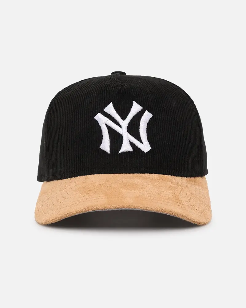 New Era New York Yankees 'Corduroy Suede' Pre-Curved Golfer Snapback  Washed Black 1