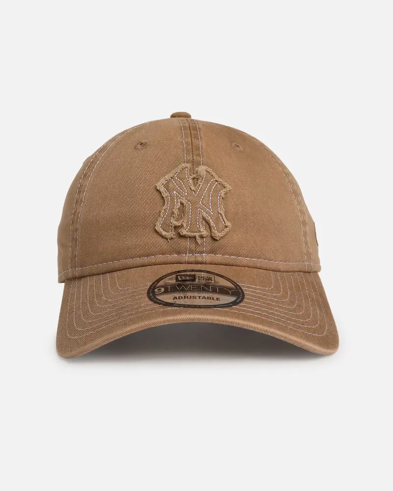 New Era New York Yankees 'Frayed' 9Twenty Strapback Khaki 1