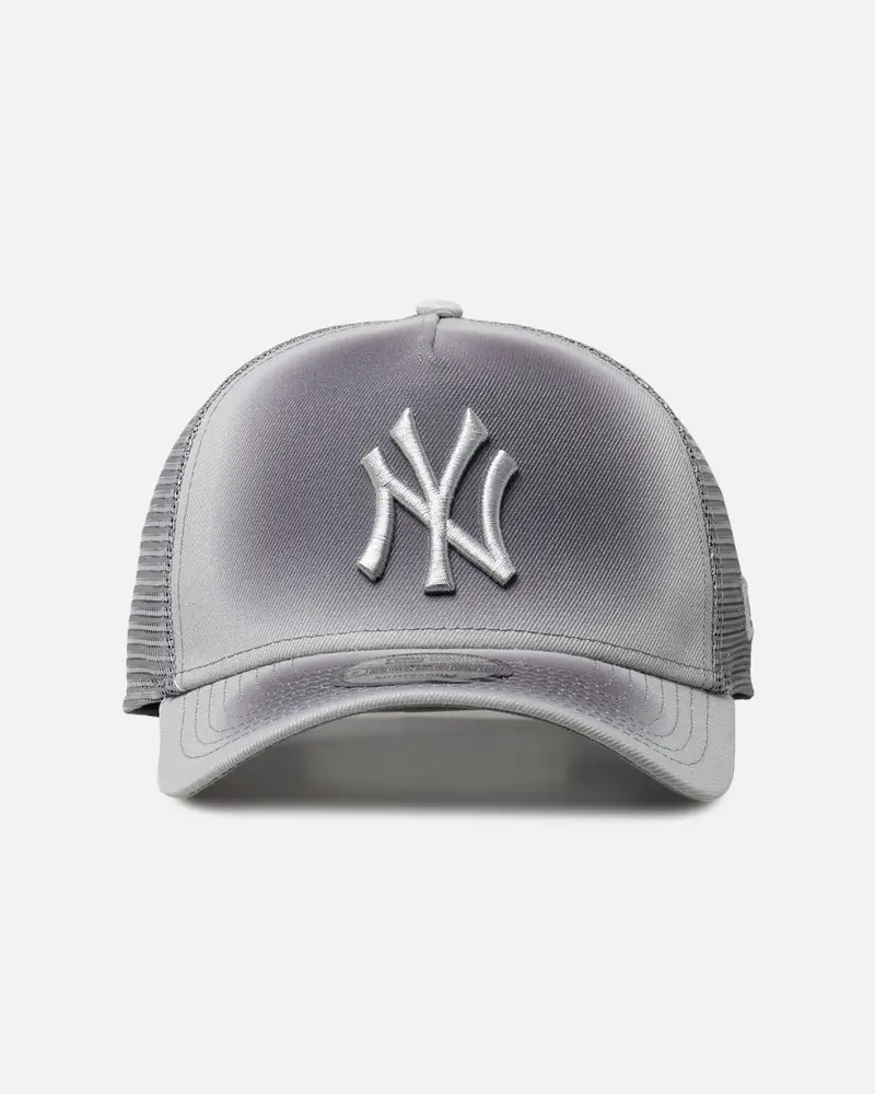 New Era New York Yankees 'Gradient Trucker' 9Forty A-Frame Trucker Snapback Grey 1