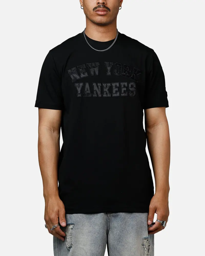 New Era New York Yankees Logo Select T-Shirt Black/Black 1