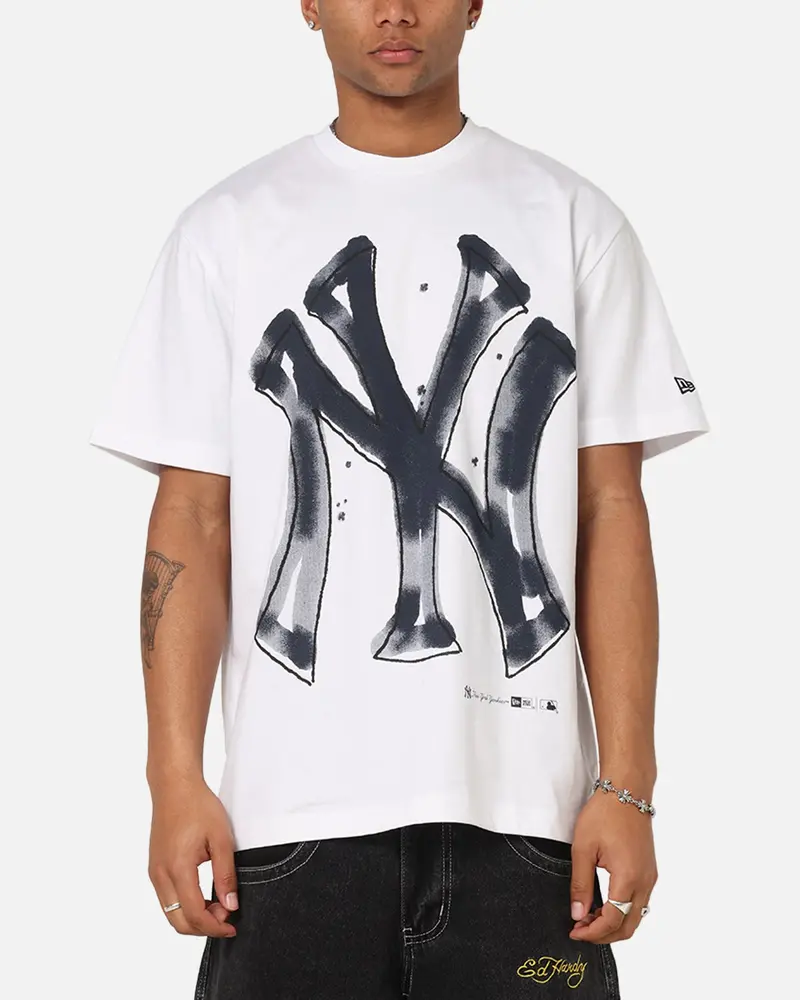 New Era New York Yankees Oversized Paint T-Shirt White 1