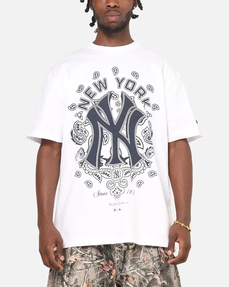New Era New York Yankees Paisley Oversized T-Shirt White 1