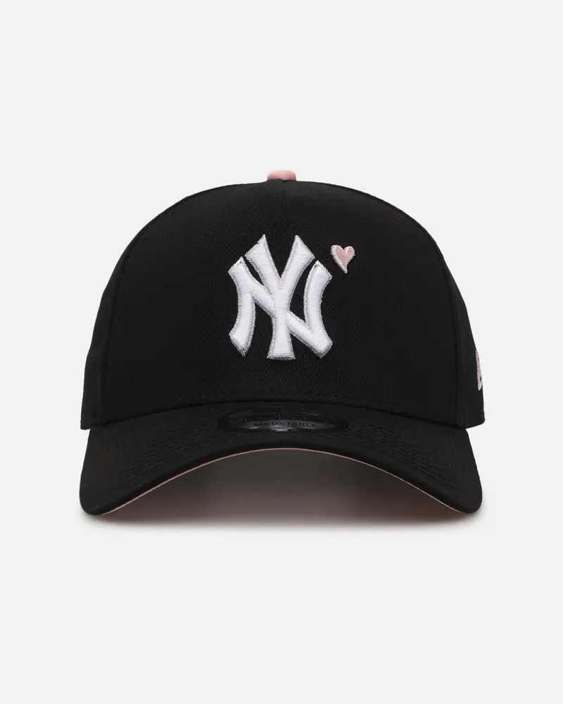 New Era New York Yankees 'Pink Satin Hearts 2.0' 9Forty A-Frame Snapback Black/Pink 1