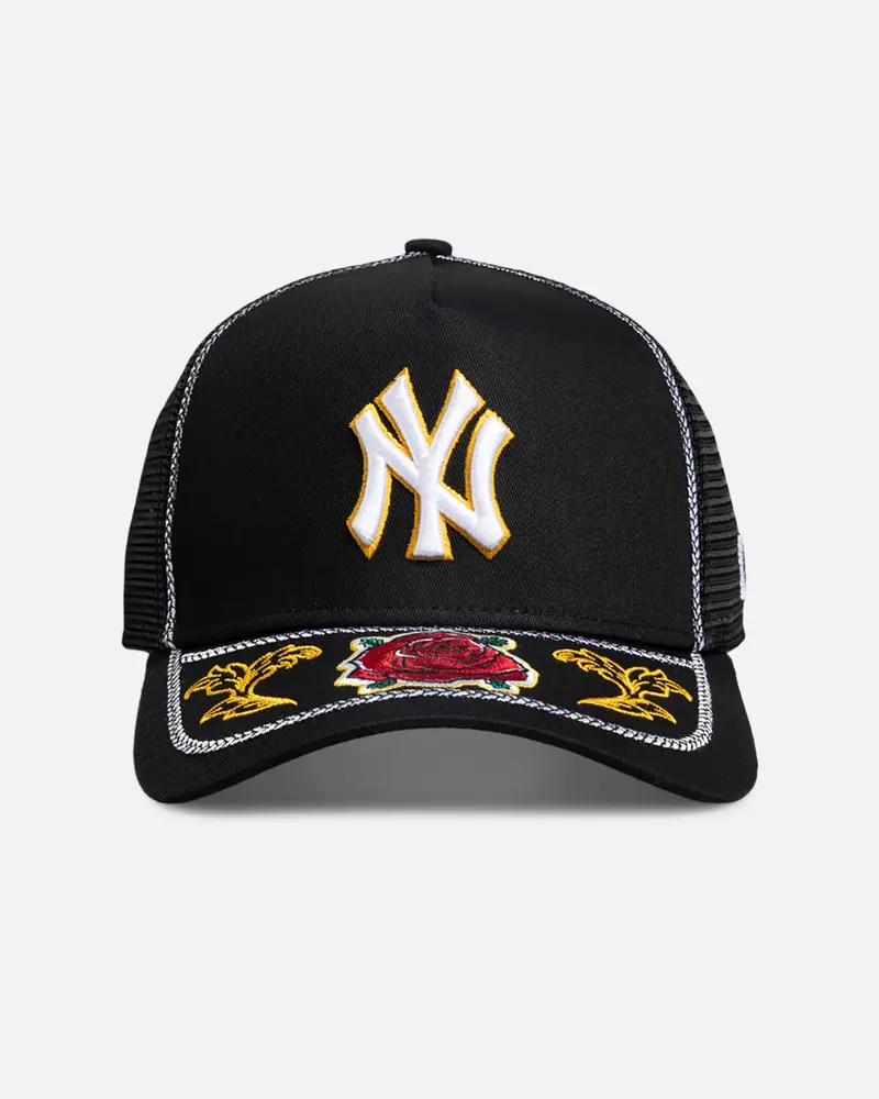 New Era New York Yankees 'Rose Visor' 9Forty A-Frame Trucker Snapback Black/Rose 1