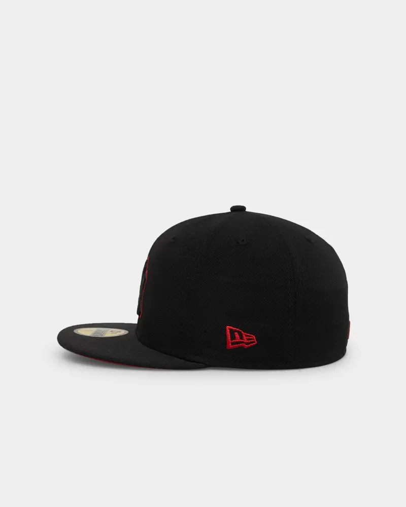 New Era New York Yankees "Scarlet Bottom" 59Fifty Fitted Black/Scarlet 4