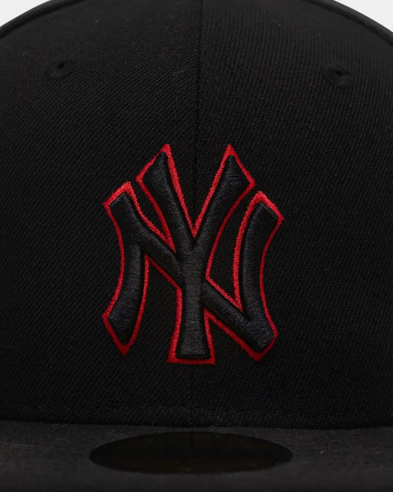New Era New York Yankees "Scarlet Bottom" 59Fifty Fitted Black/Scarlet 5