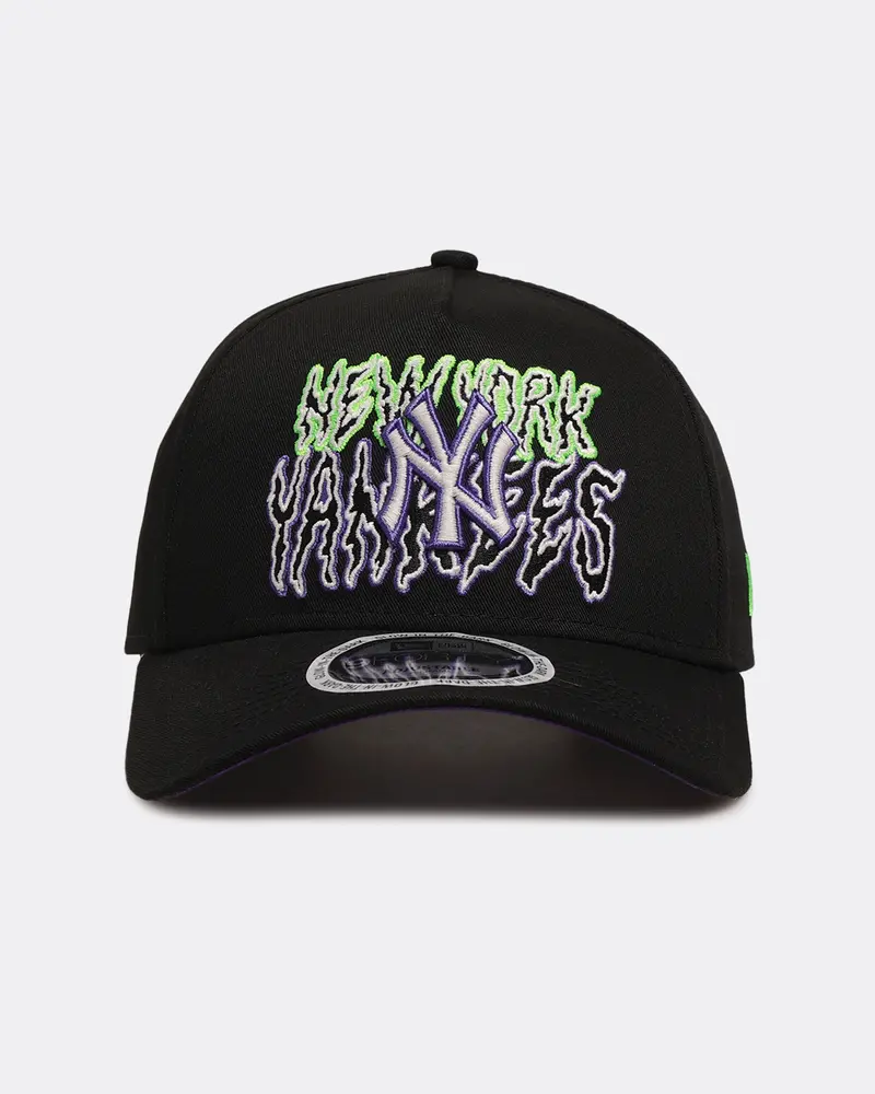 New Era New York Yankees 'Spooky Script' 9Forty A-Frame Snapback Black/Green/Purple 1