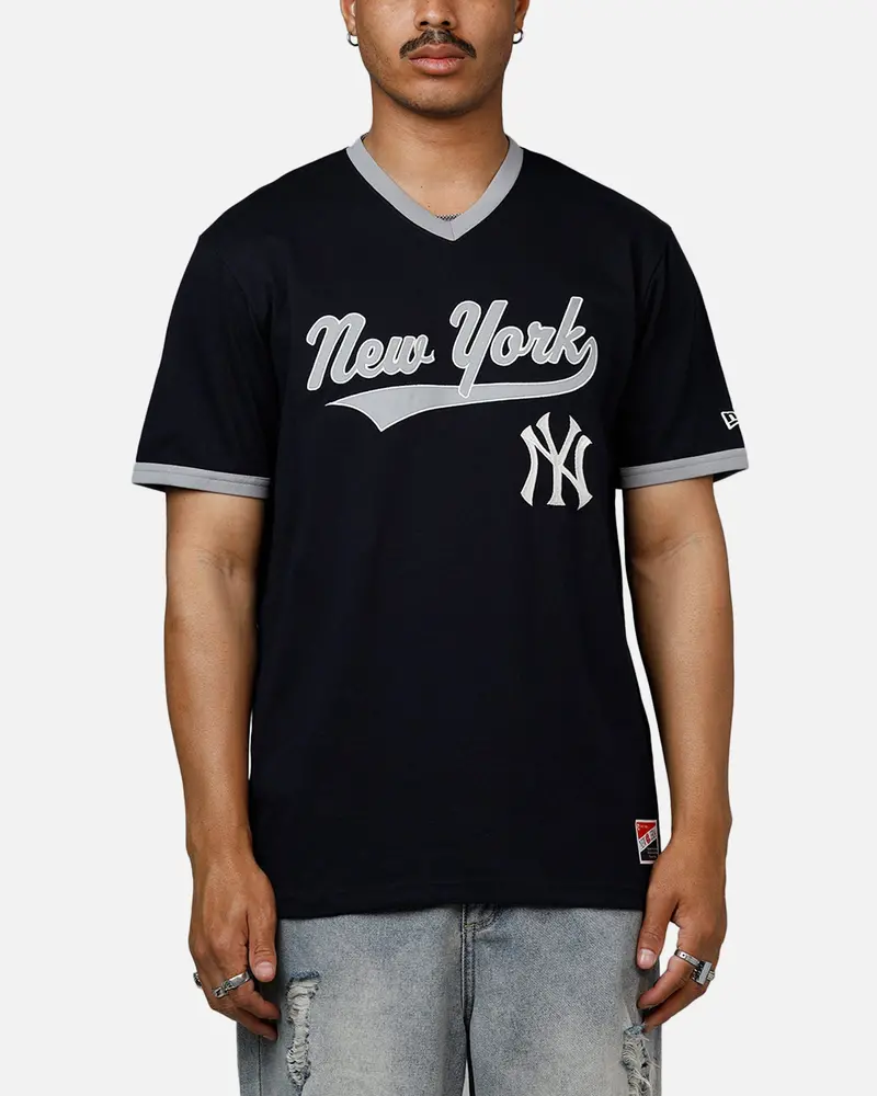 New Era New York Yankees Throwback V-Neck T-Shirt Royal Navy 1