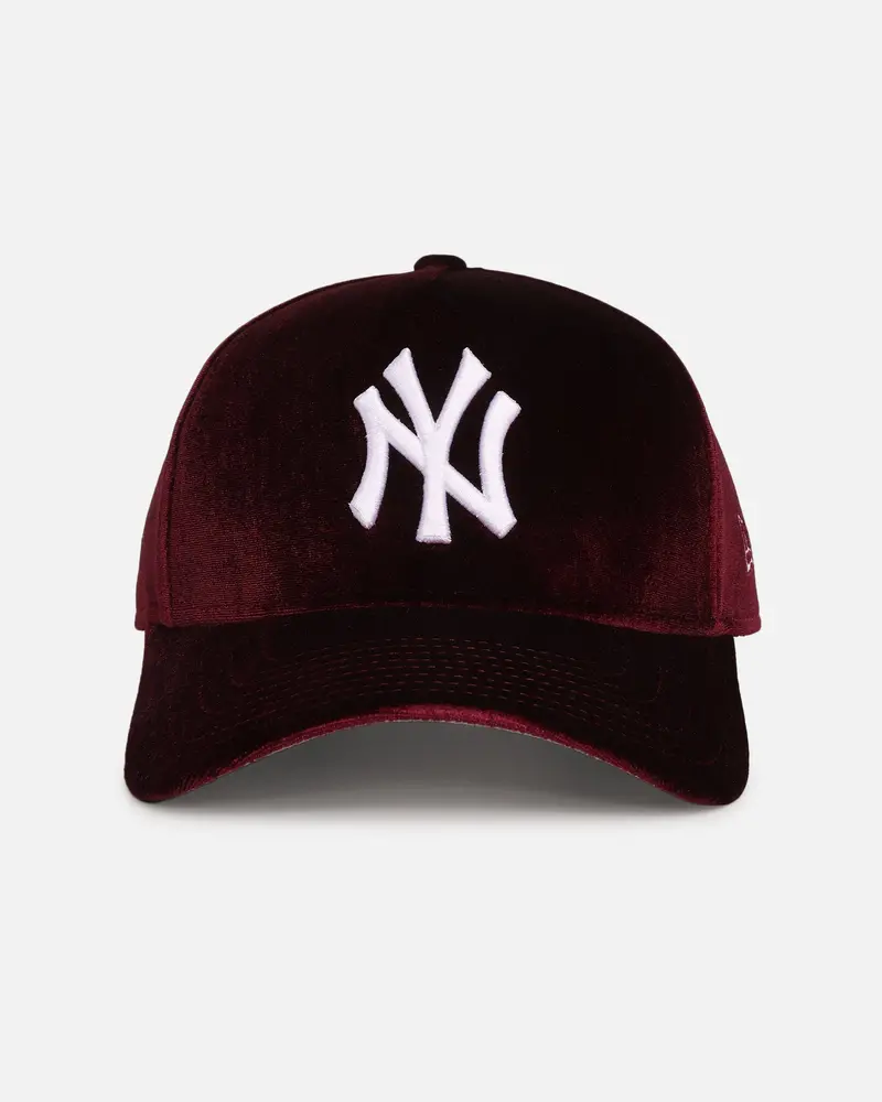 New Era New York Yankees 'Velvet Dreams' 9Forty A-Frame Snapback Maroon/Grey 1