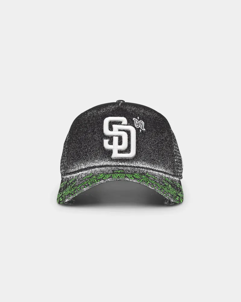 New Era San Diego Padres 'Glow In The Dark' 9Forty A-Frame Trucker Snapback Black/Neon Green 1