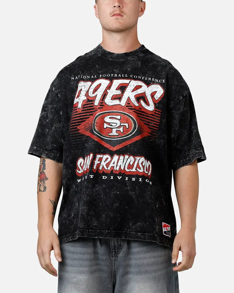 New Era San Francisco 49Ers Boxy Essentials T-Shirt Washed Black 1