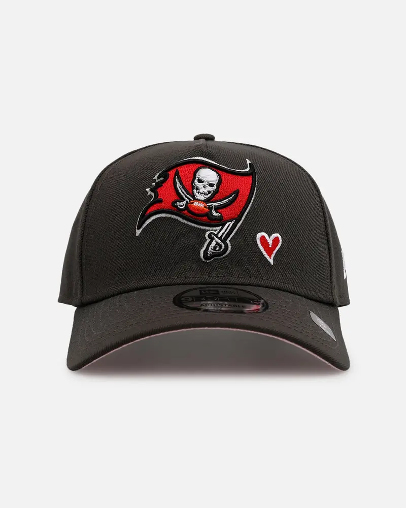 New Era Tampa Bay Buccaneers 'Team Color Hearts' 9Forty A-Frame Snapback Official Team Color 1