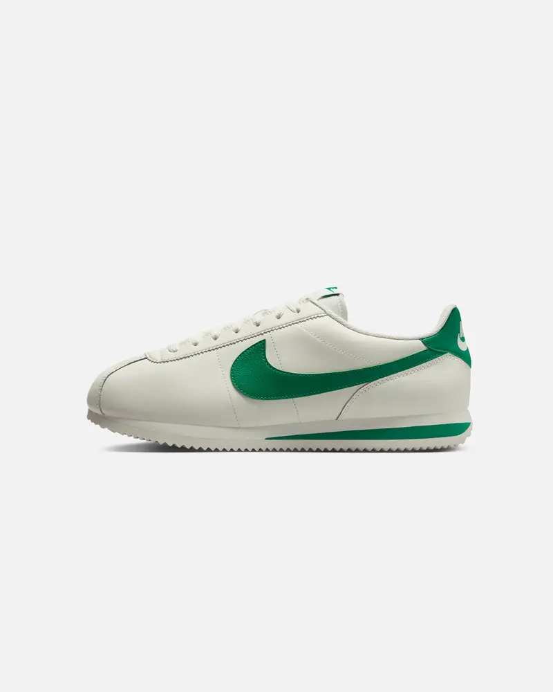 Nike Cortez Sail/Stadium Green 1