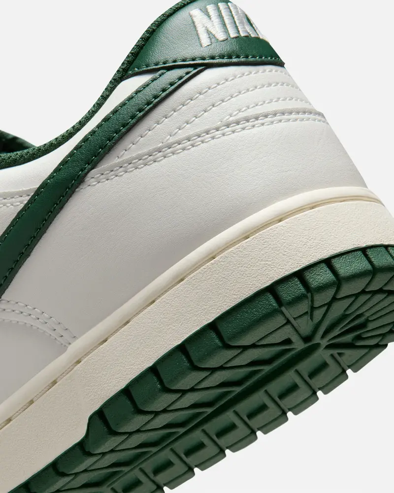 Nike Dunk Low Retro Sail 8