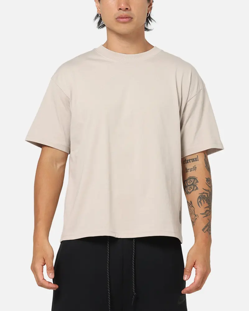 Nike Sportswear Essential Boxy T-Shirt Cream 1