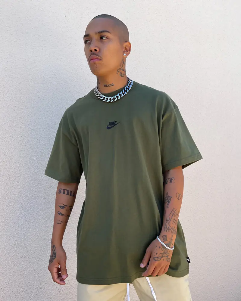 Nike Sportswear Premium Essential T-Shirt Rough Green 1