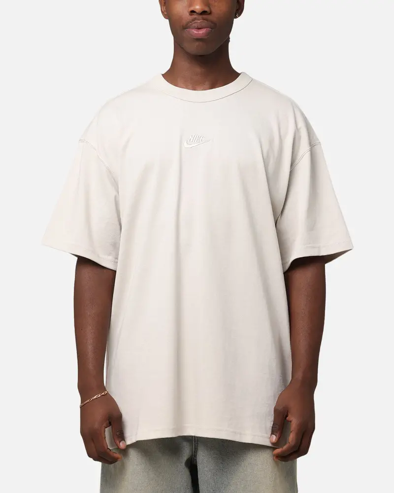 Nike Sportswear Premium Essentials Sustainable T-Shirt Light Orewood Brown 1