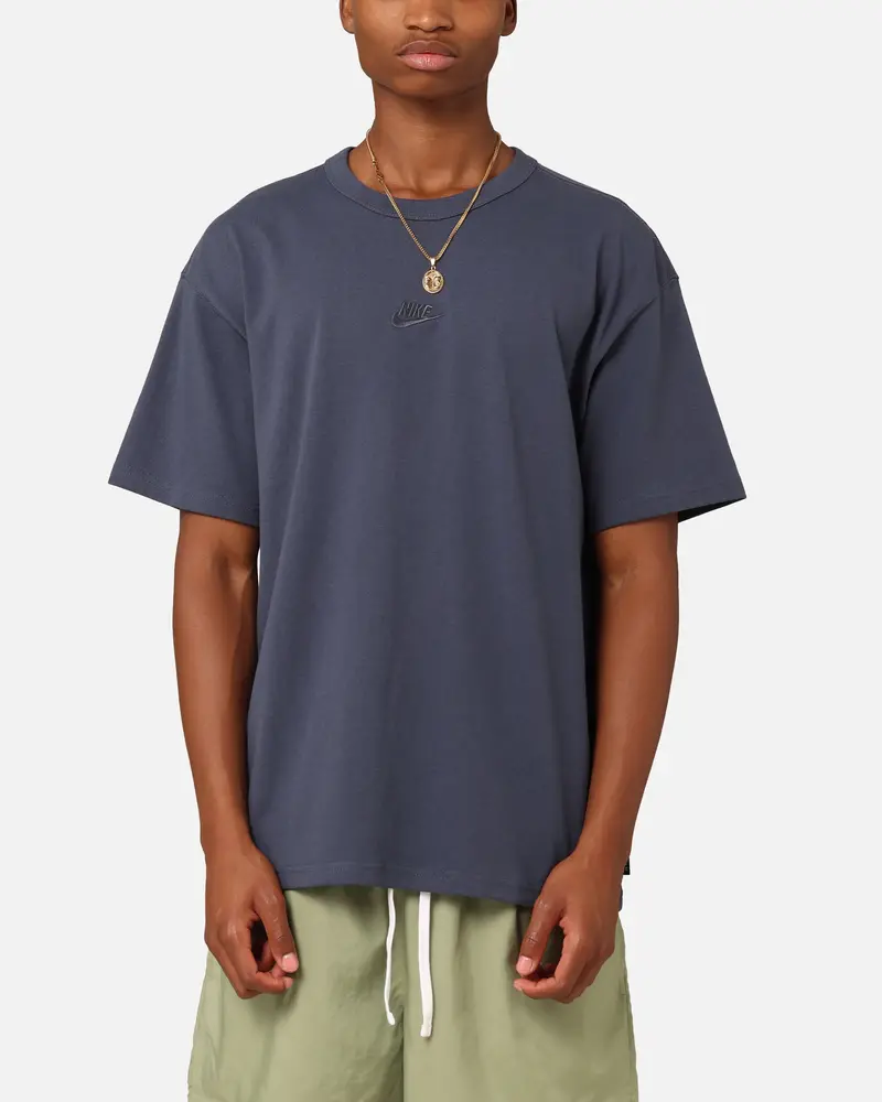 Nike Sportswear Premium Essentials Sustainable T-Shirt Thunder Blue 1