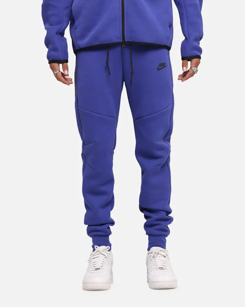 Nike Sportswear Tech Fleece Joggers Deep Night/Black 1