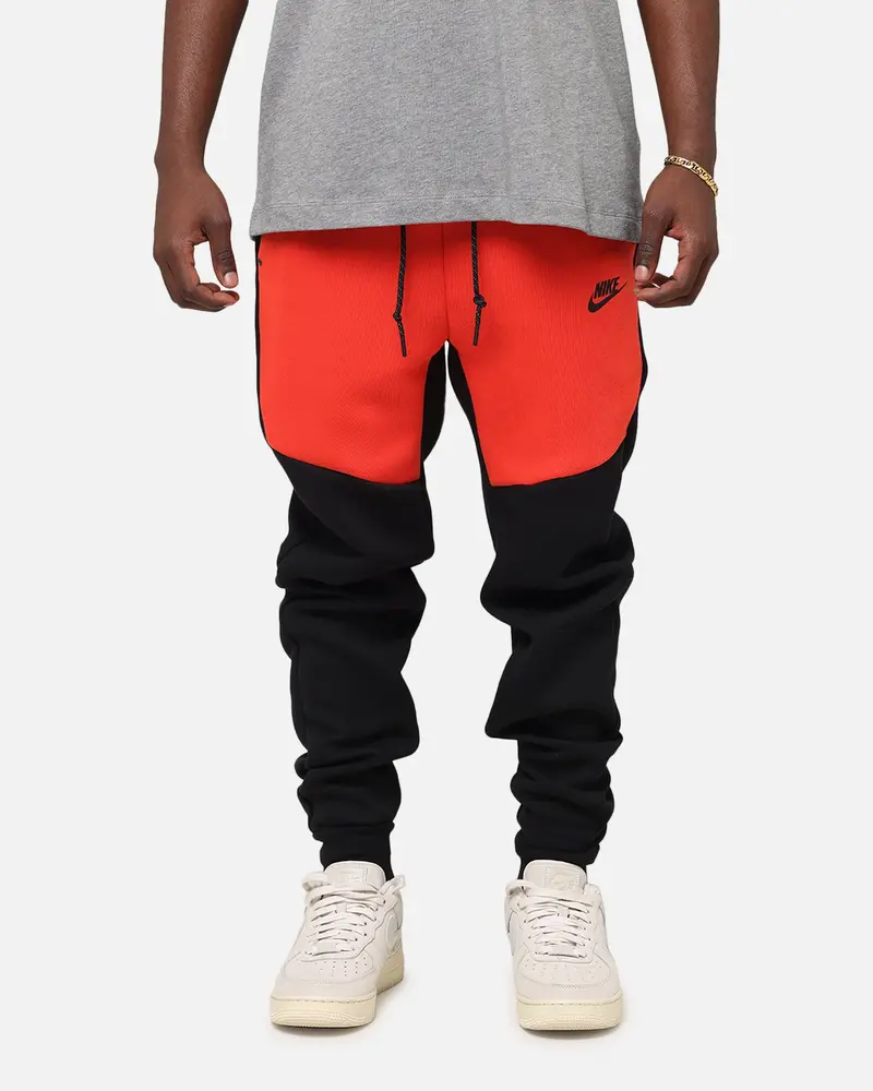 Nike Sportswear Tech Fleece Joggers Lt Crimson/Black 1