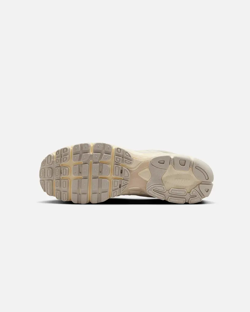Nike Women's Air Max Moto 2K Se Sail 5