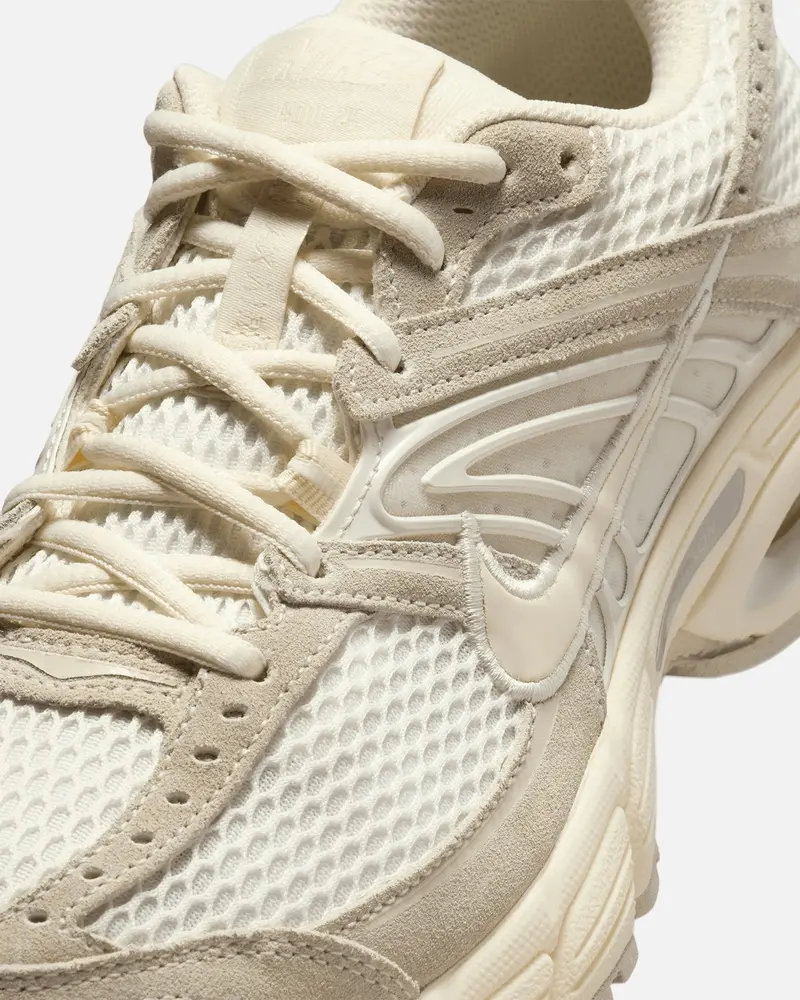 Nike Women's Air Max Moto 2K Se Sail 6