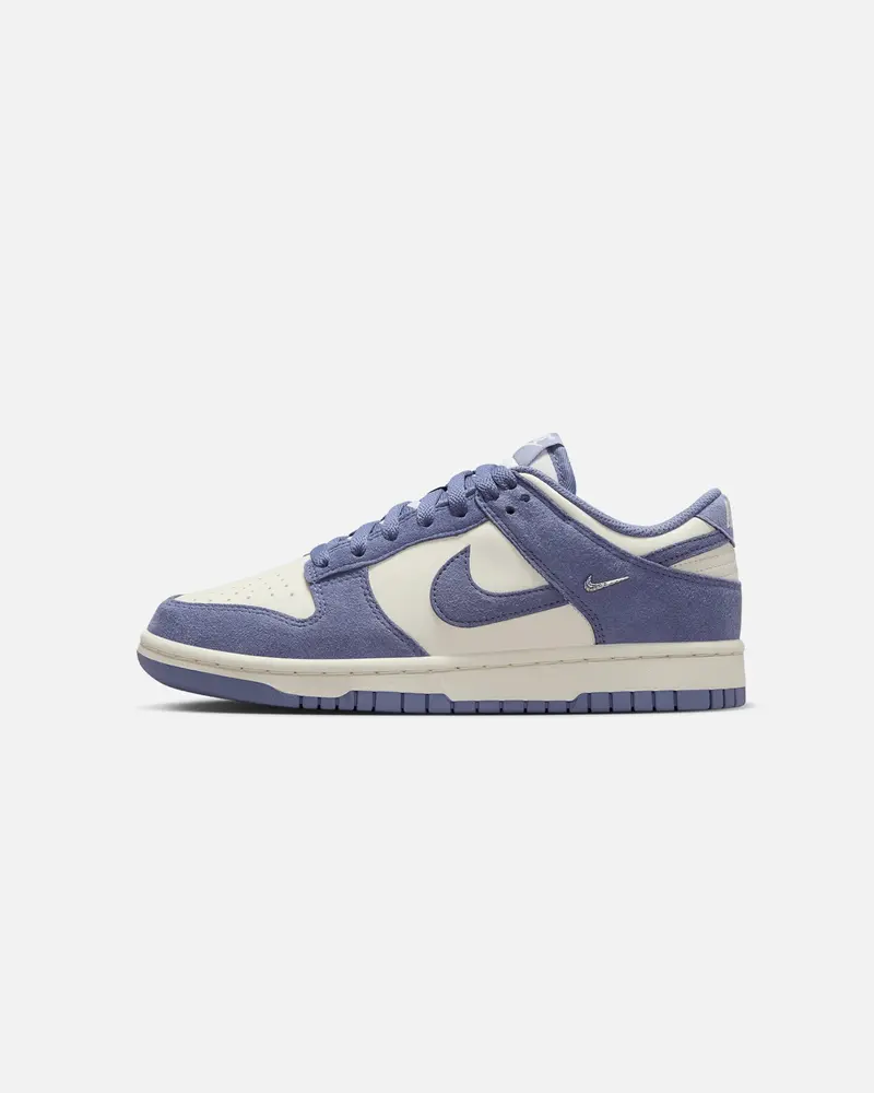 Nike Women's Dunk Low Sail 1