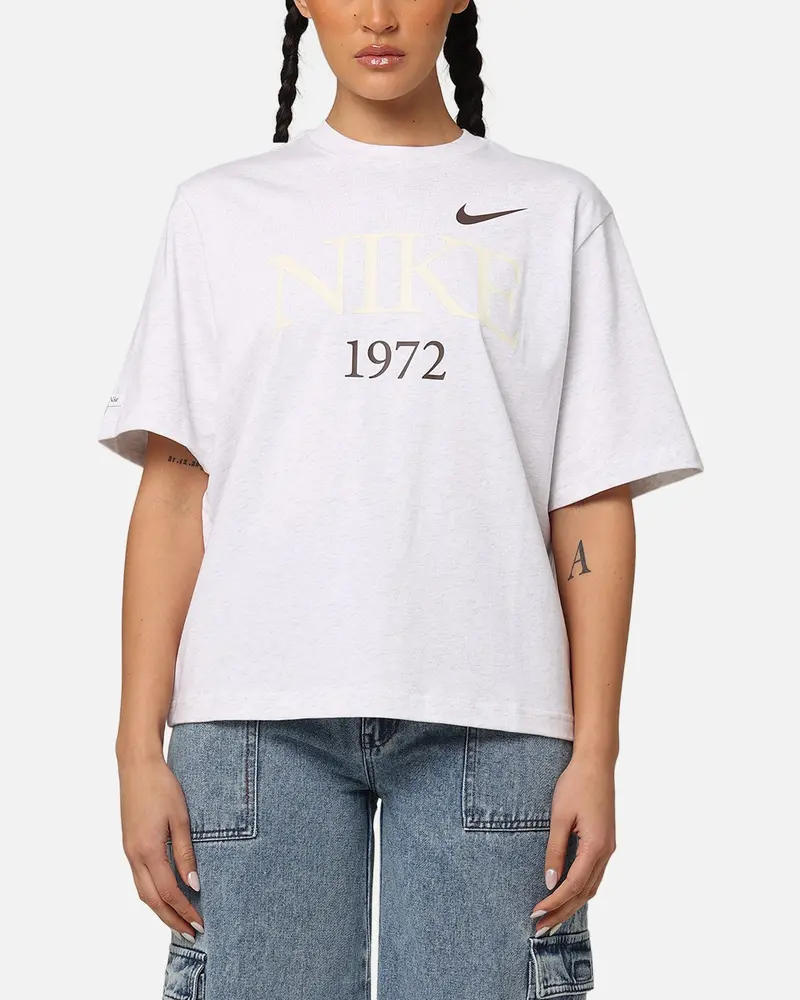 Nike Women's Sportswear Classic Boxy T-Shirt Birch Heather 1