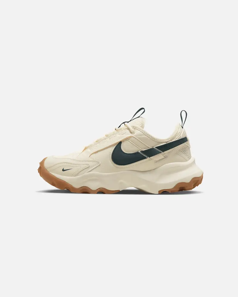 Nike Women's Tc 7900 Pale Ivory 1
