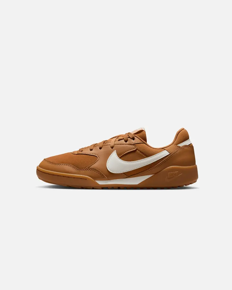 Nike Women's Terra Manta Flax 1