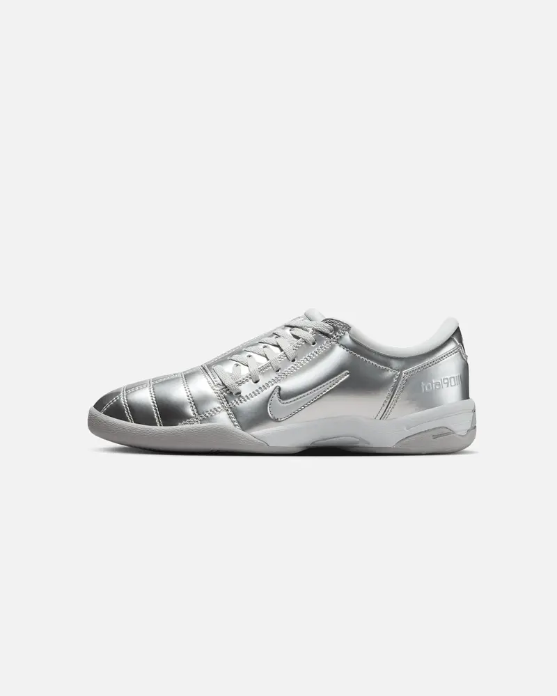Nike Women's Total 90 Platinum 1