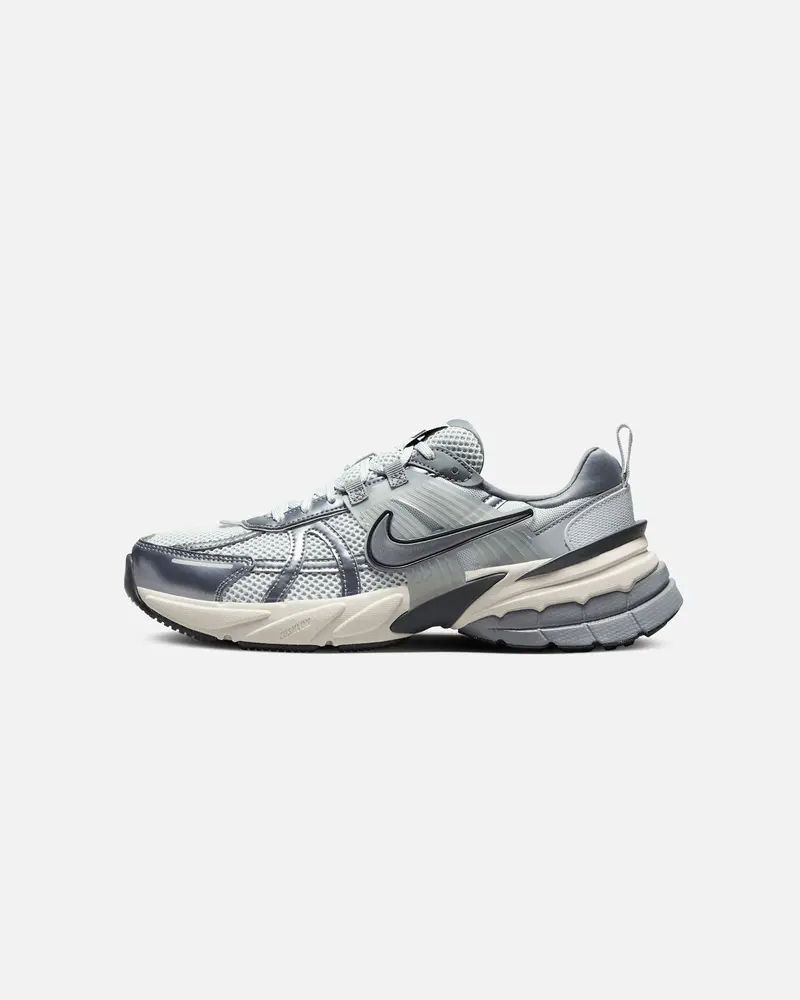 Nike Women's V2k Run Pure Platinum 1