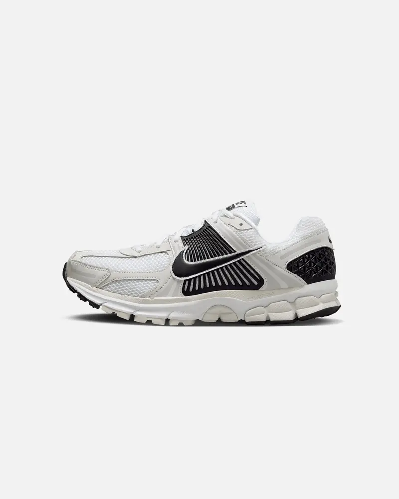 Nike Zoom Vomero 5 White/Black 1