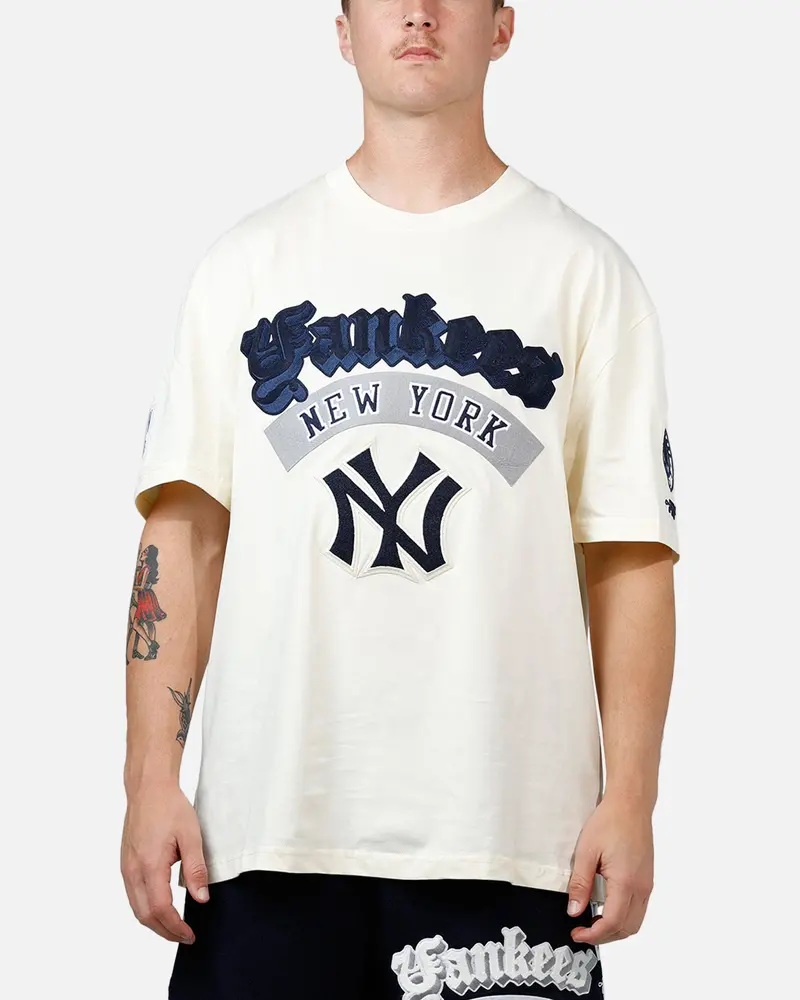 Pro Standard New York Yankees Best Of T-Shirt Eggshell 1