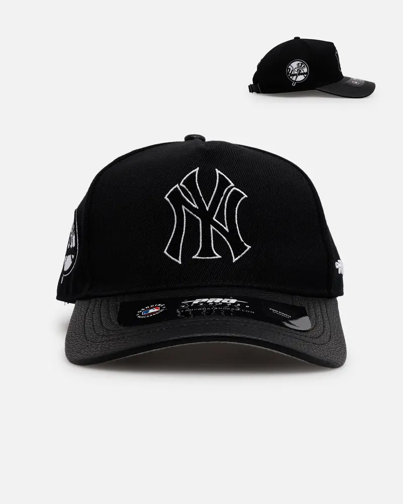 Pro Standard New York Yankees 'Black Chenille' Pro Pinch Strapback Black 1